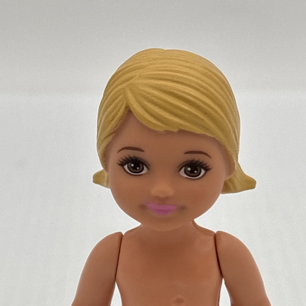 Vtg 1994 Barbie Club Chelsea Blonde Double Pony Tail Plastic Doll 4"
